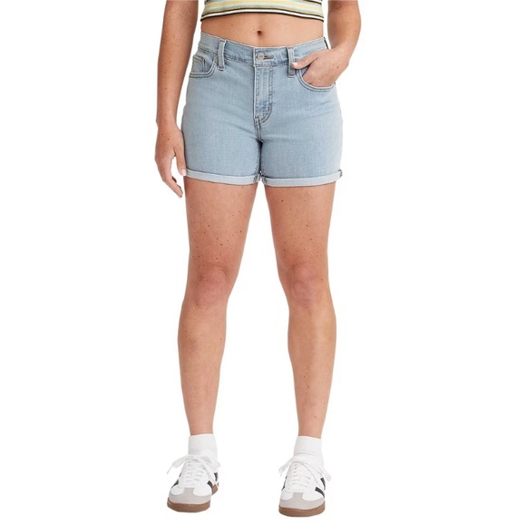 Levi's Pants - 3/$40 🌷 Levis Mid Length Jean Shorts | SPRING SALE